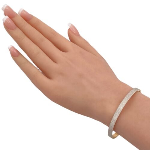 غويشه ذهب عيار 21 وزن 8.8 جم تصميم حرير متفرد يخطب القلوب