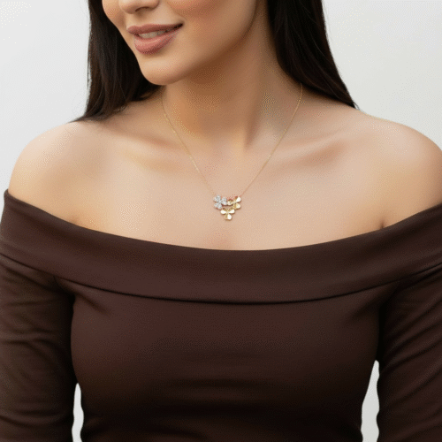 عقد ذهب عيار 18 الوزن 1.23 جرام