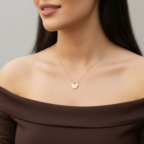 عقد ذهب عيار 18 الوزن 0.94 جرام