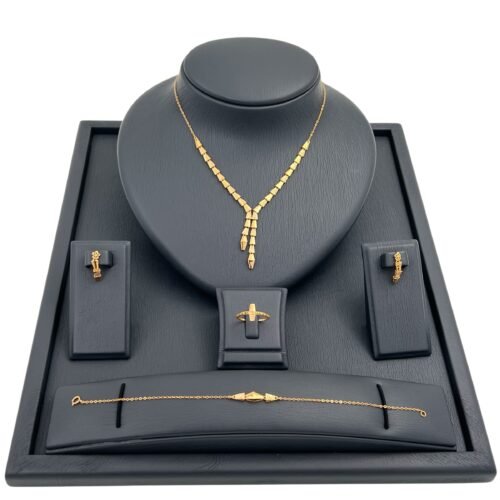 طقم ذهب عيار 21 الوزن 11.81 جرام