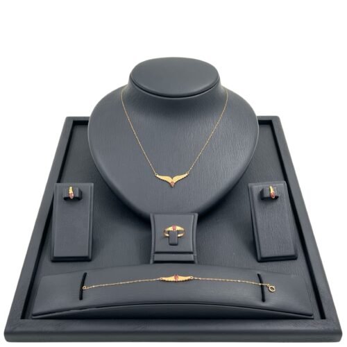 طقم جناح الصقر ذهب عيار 21 الوزن 3.54 جرام