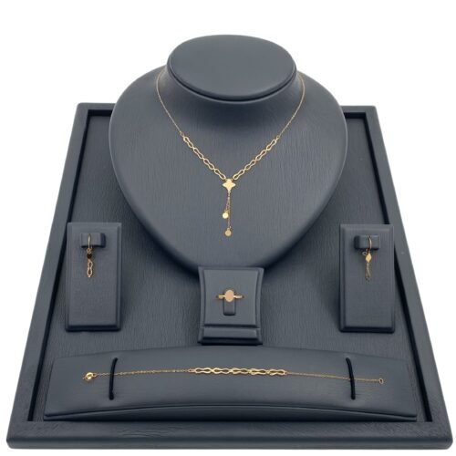 طقم ذهب عيار 21 الوزن 2.29 جرام